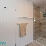 Spacious 4 Bed - Contractor & Long - Parking - Leeds (West Yorkshire)