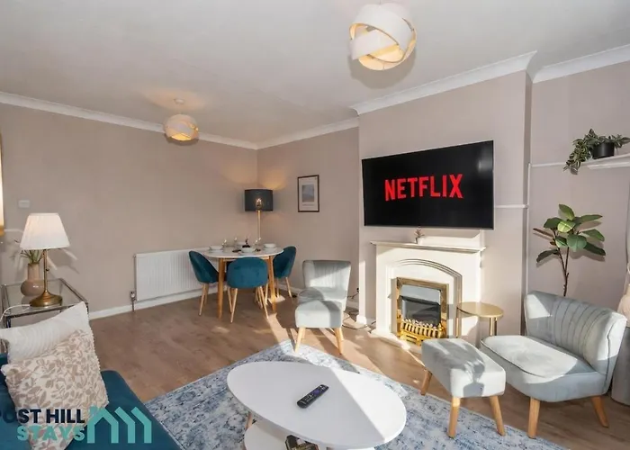 Будинок відпочинку Large 4br - Ideal Long - Parking - Fast Wifi Лідс