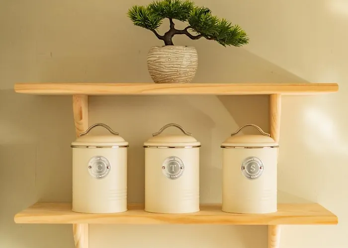 Large 4br - Ideal Long - Parking - Fast Wifi *